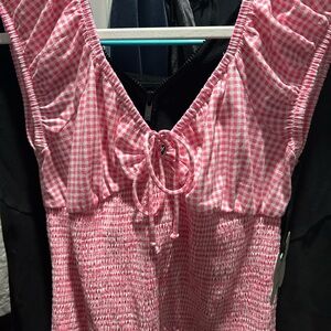 Pink gingham shirt (junior XL)